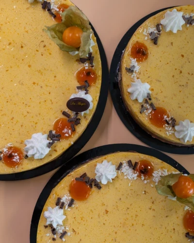 torta tropicale artigianale al mango e cocco