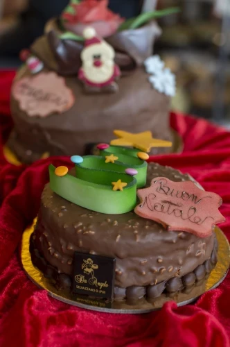 torta di compleanno cioccolato vegana.webp